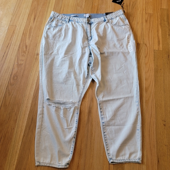 Ava & Viv Mid-rise Skinny Jeans | Comfort Waist - Picture 10 of 12